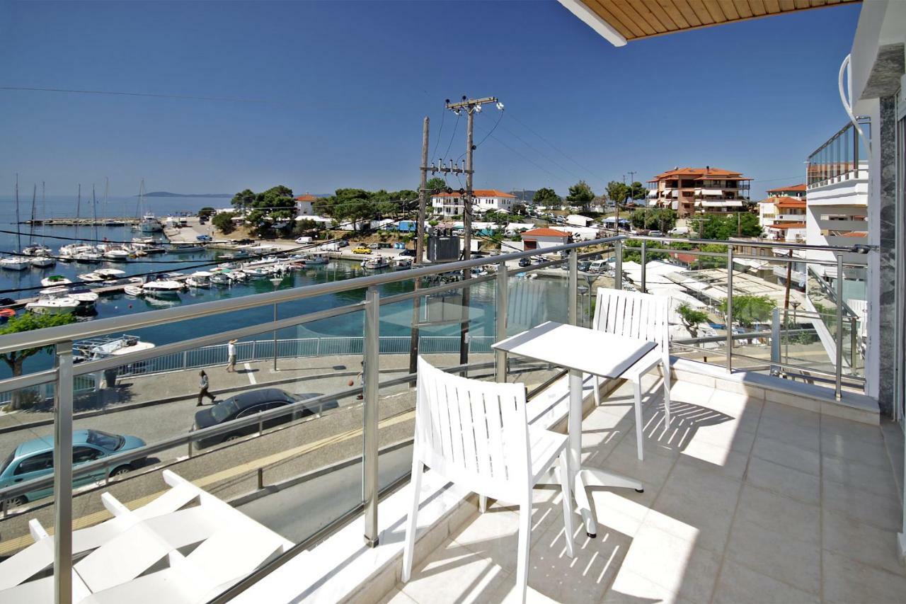 Hotel Aqua Marine 2 Néos Marmarás Exterior foto